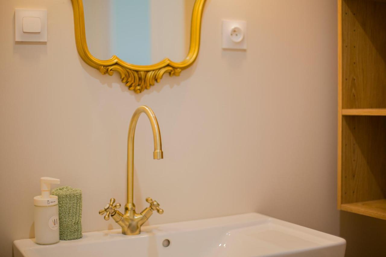 Ideal Pro & Couple - 2 Logements Theme Boho Chic Rdc & Dandy 1Er Etage - Quartier Calme - Jardin - Wifi Hd - Smart Tv - Parking Gratuit - Proche Centre & Transports - Ask Home Valenciennes Exteriör bild